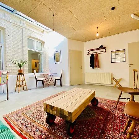 Oasis Urbaine - Spacieux Et Calme Avec Patio *