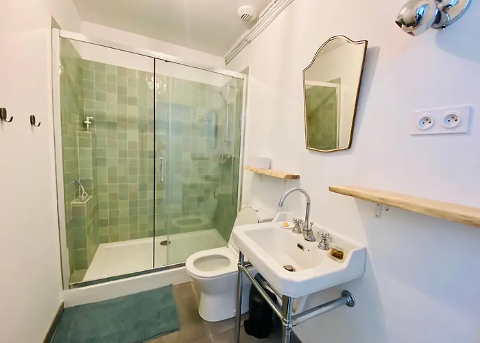 Apartamento Oasis Urbaine - Spacieux Et Calme Avec Patio *